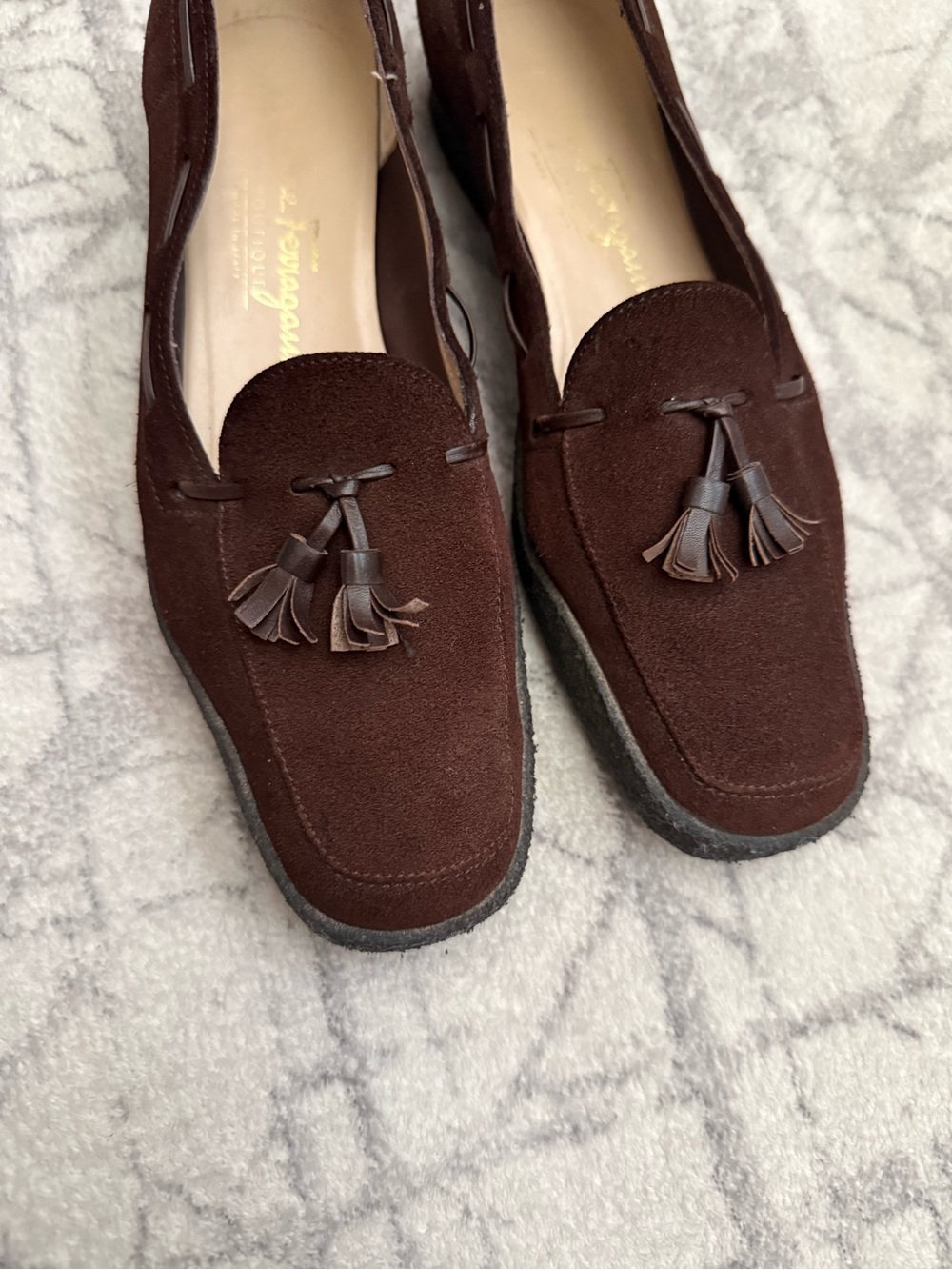 Salvatore Ferragamo Boutique Brown Suede Tassel Loafers Size 6.5 - Picture 4 of 10